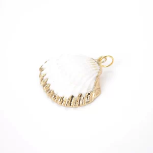 Natural Sunray Venus Clam Shell Charm Pendant, Seashell Charm, Sea Shell Necklace, Shell Pendant, Clam, 29x29mm, CP760