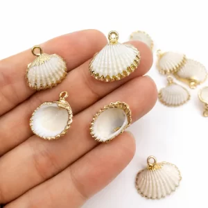 Gold Filled Natural Shell Charm, Scallop Shell Pendant, Seashell Jewelry Charm, Beach Ocean Necklace Bracelet Charm, Gift for Her, CP760