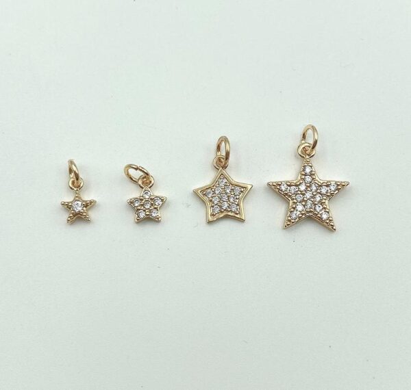 Different Sizes of Gold Star Pendant