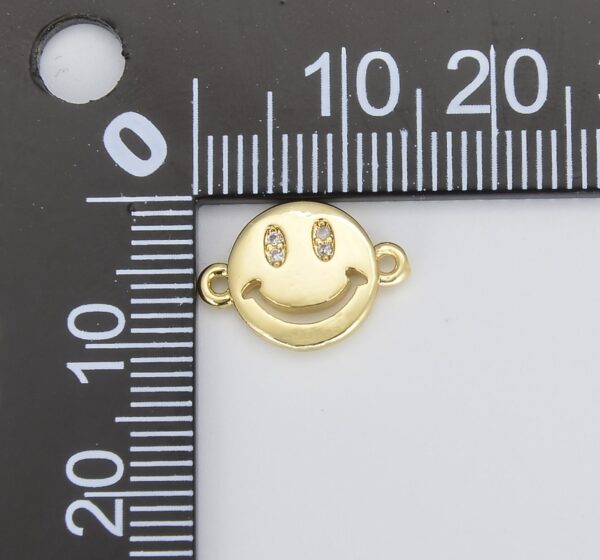Measuring Tiny Smiley Face Bracelet Connector