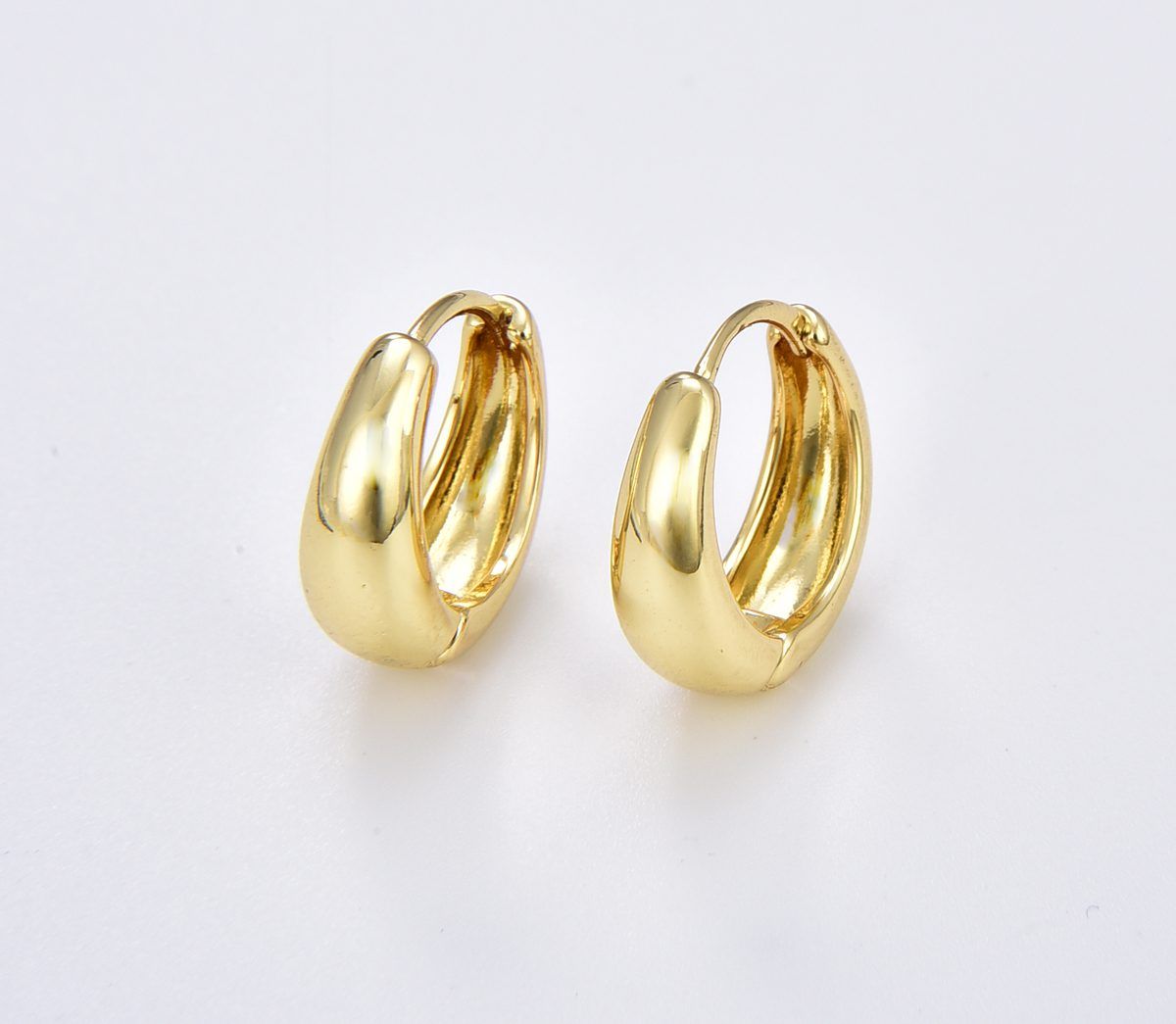 Sleek Minimal Gold Filled Hoop Earrings