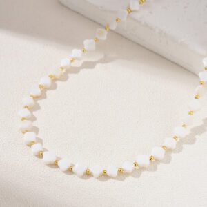 Mother of Pearl Clover Necklace, White Pearl Beaded Necklace in Gold Filled, Adjustable Heart Beaded Necklace, Handcrafted Necklace, NL043