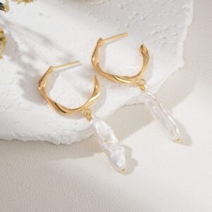 Baroque Freshwater Pearl Drop Earrings, Gold Filled Minimalist Twisted Hoop Earrings, Statement Hoops for Women, Elegant Dangle Gift, ER314