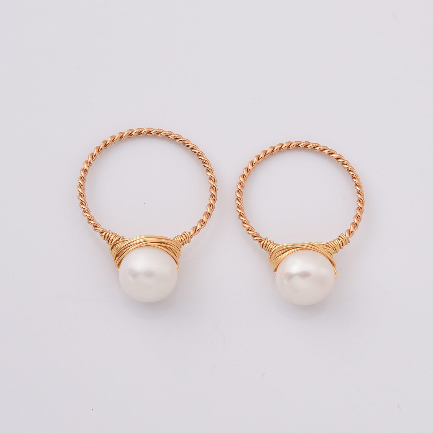 Gold Filled Wire Wrapped Pearl Ring, White Round Freshwater Pearl on Twisted Wire, Handmade Minimalist Jewelry Gift for Her, Size 6/8, RG224