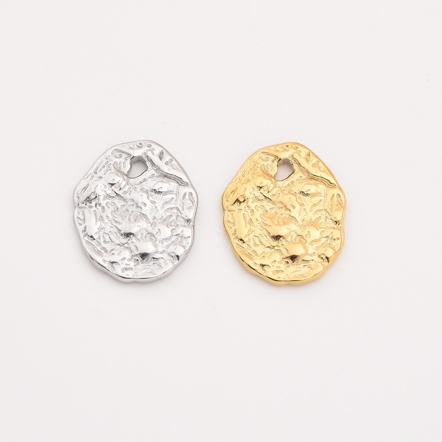 Gold Filled Textured Coin Charm, Hammered Round Disc Pendant in Stainless Steel for DIY Necklace Bracelet Jewelry Making, Gift Idea, SCP024