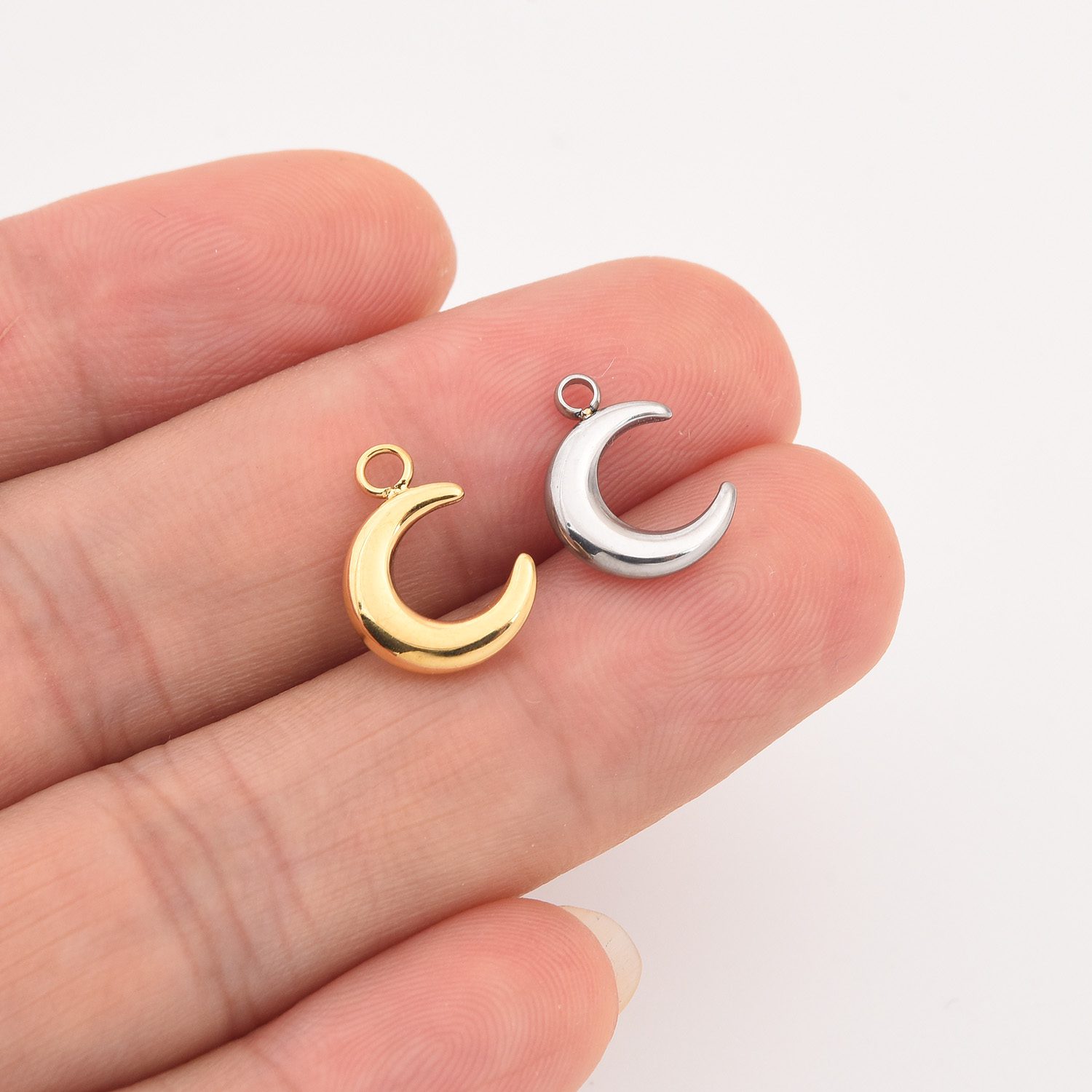 Gold Filled Crescent Moon Charm, Stainless Steel Celestial Pendant for DIY Necklace Bracelet Jewelry Making, Minimalist Gift for Her, SCP052 - Image 2