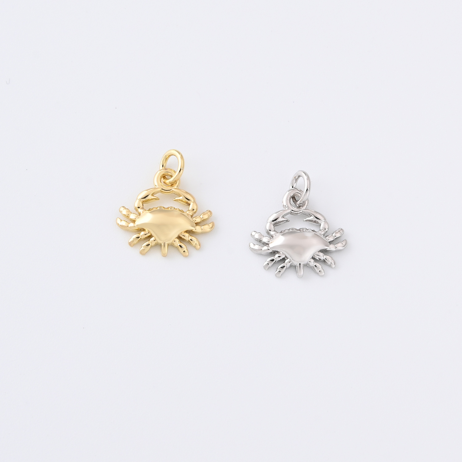 Gold Filled Crab Charm, Ocean Sea Life Pendant for DIY Necklace Bracelet Earrings Jewelry Making, Cute Beach Coastal Accessory Gift, CP2341