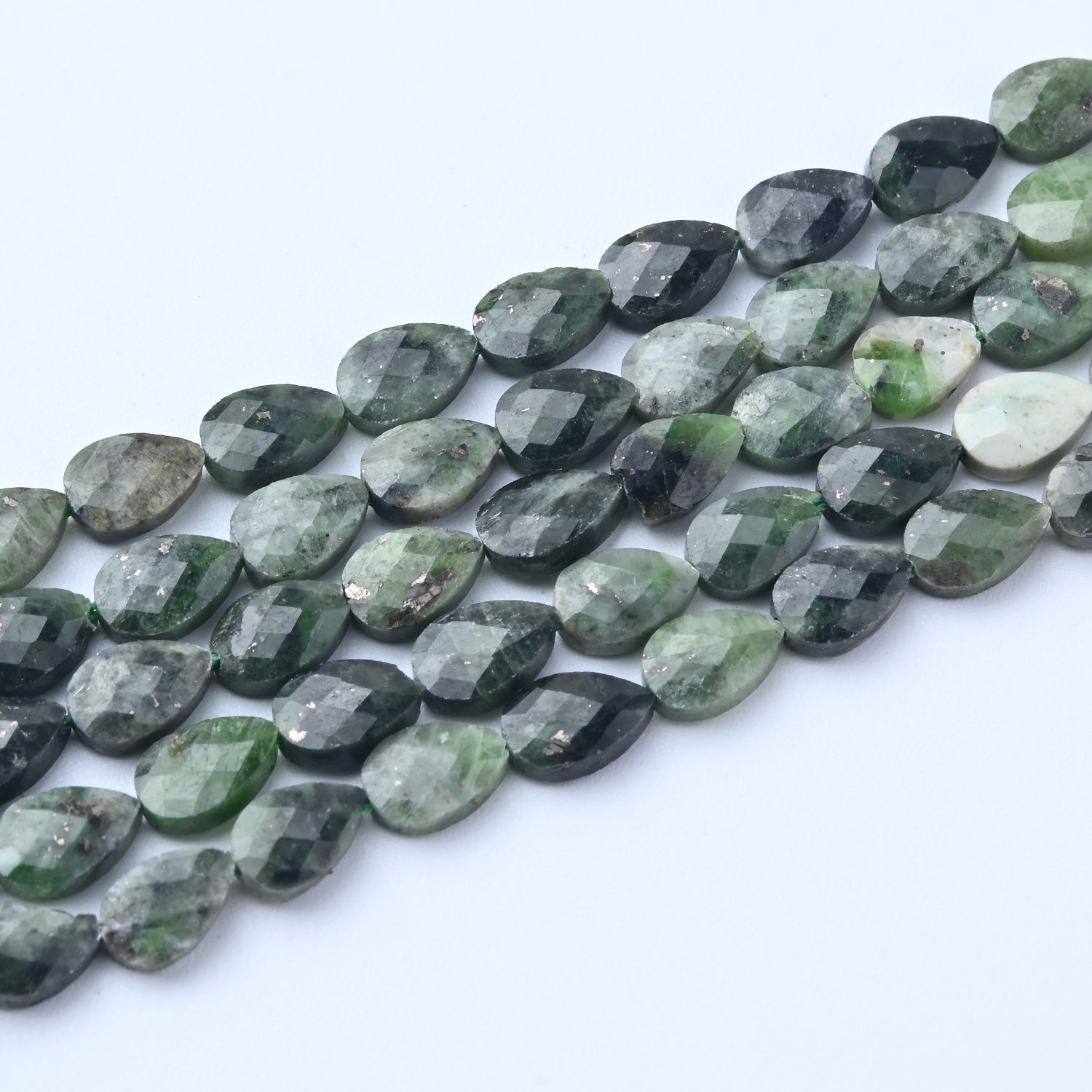 Faceted AAA Chrome Diopside Beads, Leaf Teardrop Gemstone Beads, 4x6mm Emerald Green Dangles, Jewelry Making Supplies GRN670 - Image 3
