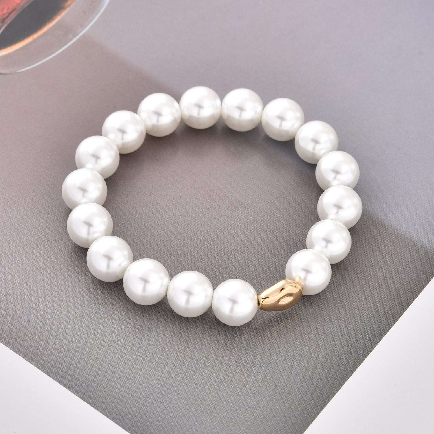 MOP Shell Pearl Bracelet, White Pearl Stretch Bracelet with Gold Filled Bead for Women, Minimalist Everyday Jewelry, Gift for Her, BR106 - Image 2