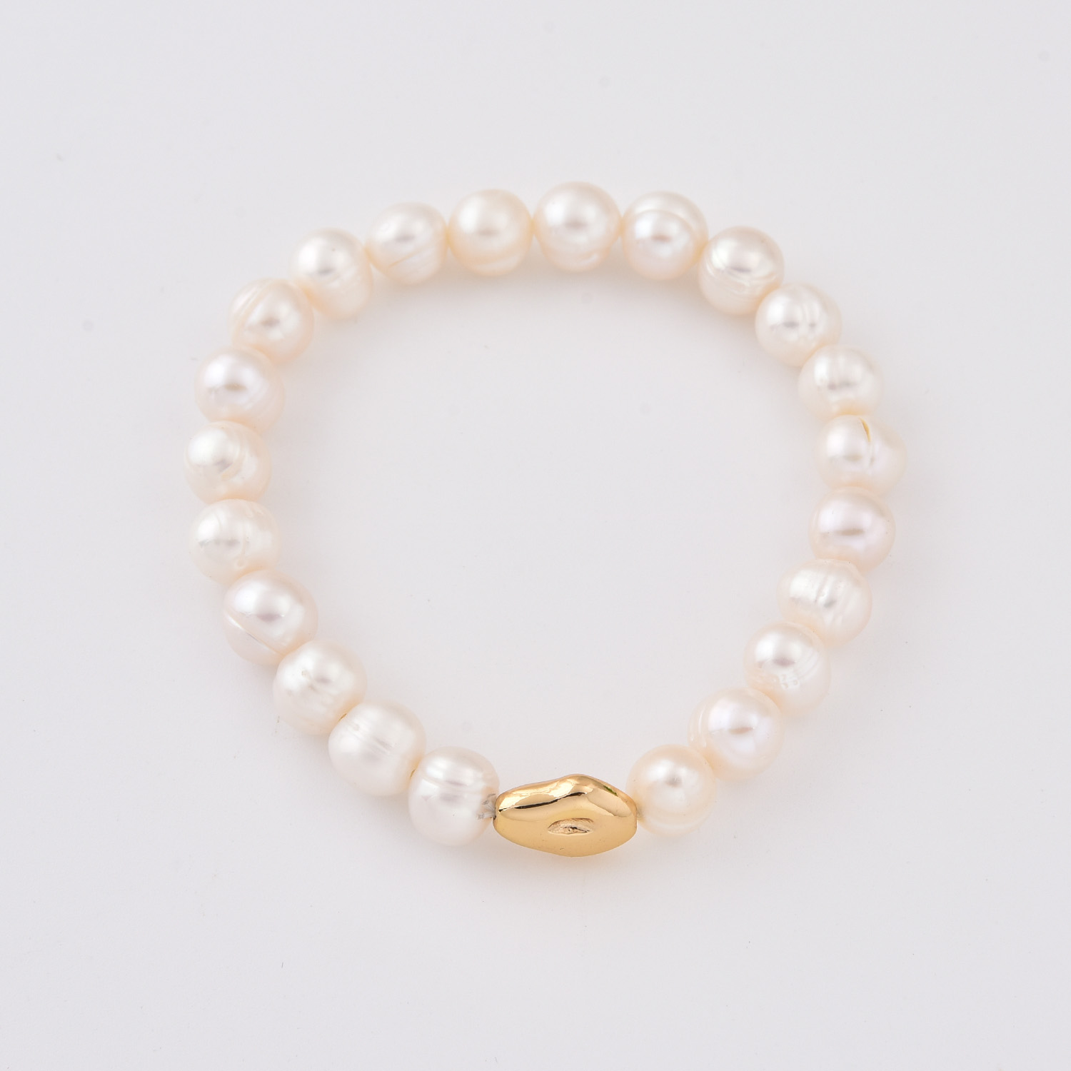 Real Pearl Bracelet, White Pearl Stretch Bracelet with Gold Filled Accent Bead, Minimalist Bridal Jewelry Gift for Her, BR108