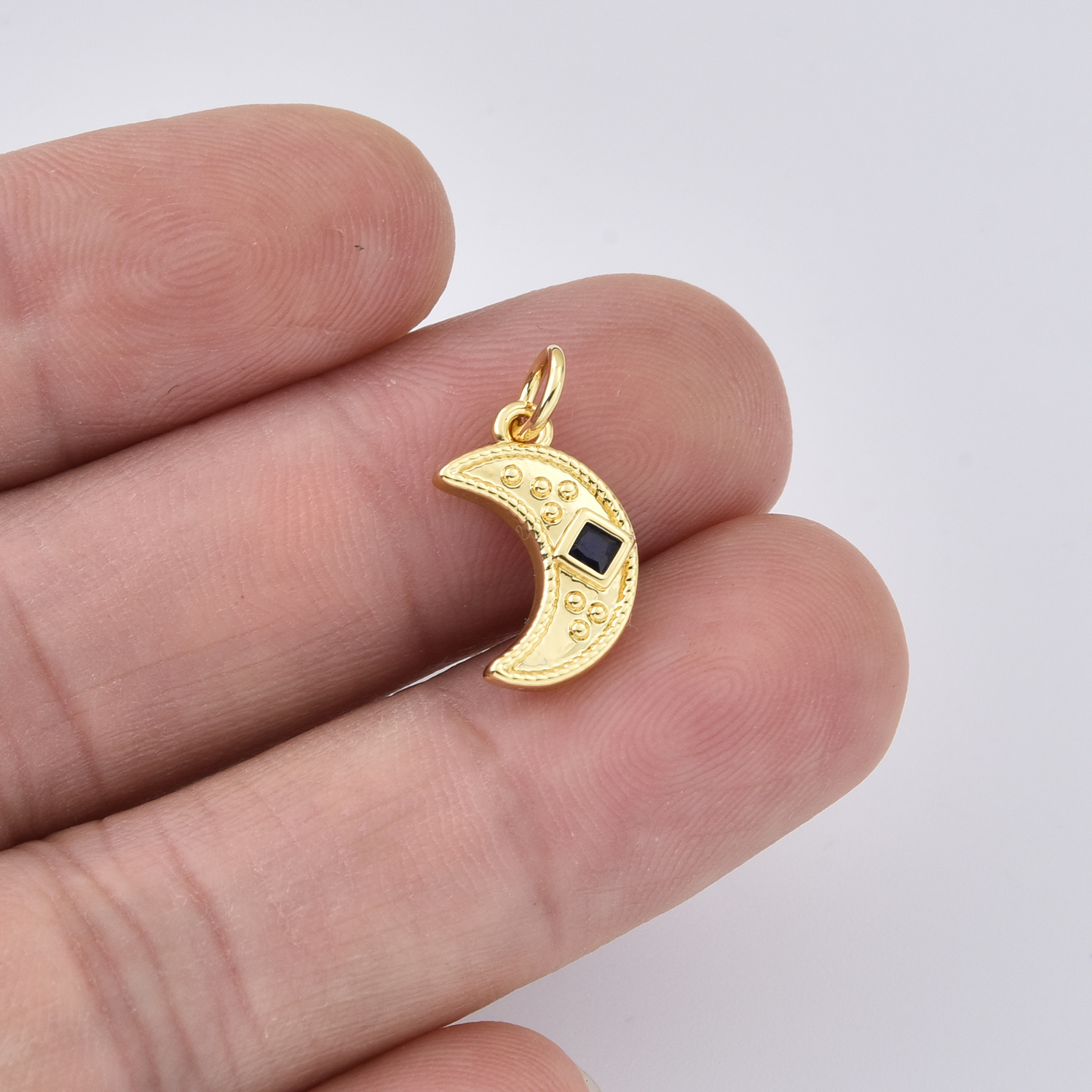 Gold Filled Crescent Moon Charm Pendant, Vintage Celestial Moon Tag for DIY Necklace Bracelet Jewelry Making, Minimalist Charm, CP2403 - Image 2