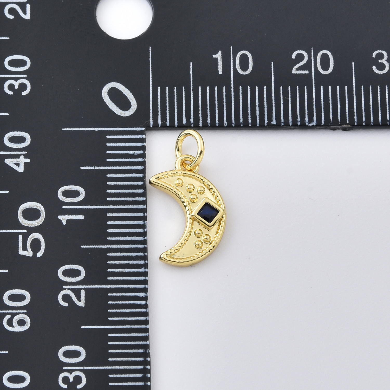 Gold Filled Crescent Moon Charm Pendant, Vintage Celestial Moon Tag for DIY Necklace Bracelet Jewelry Making, Minimalist Charm, CP2403 - Image 3