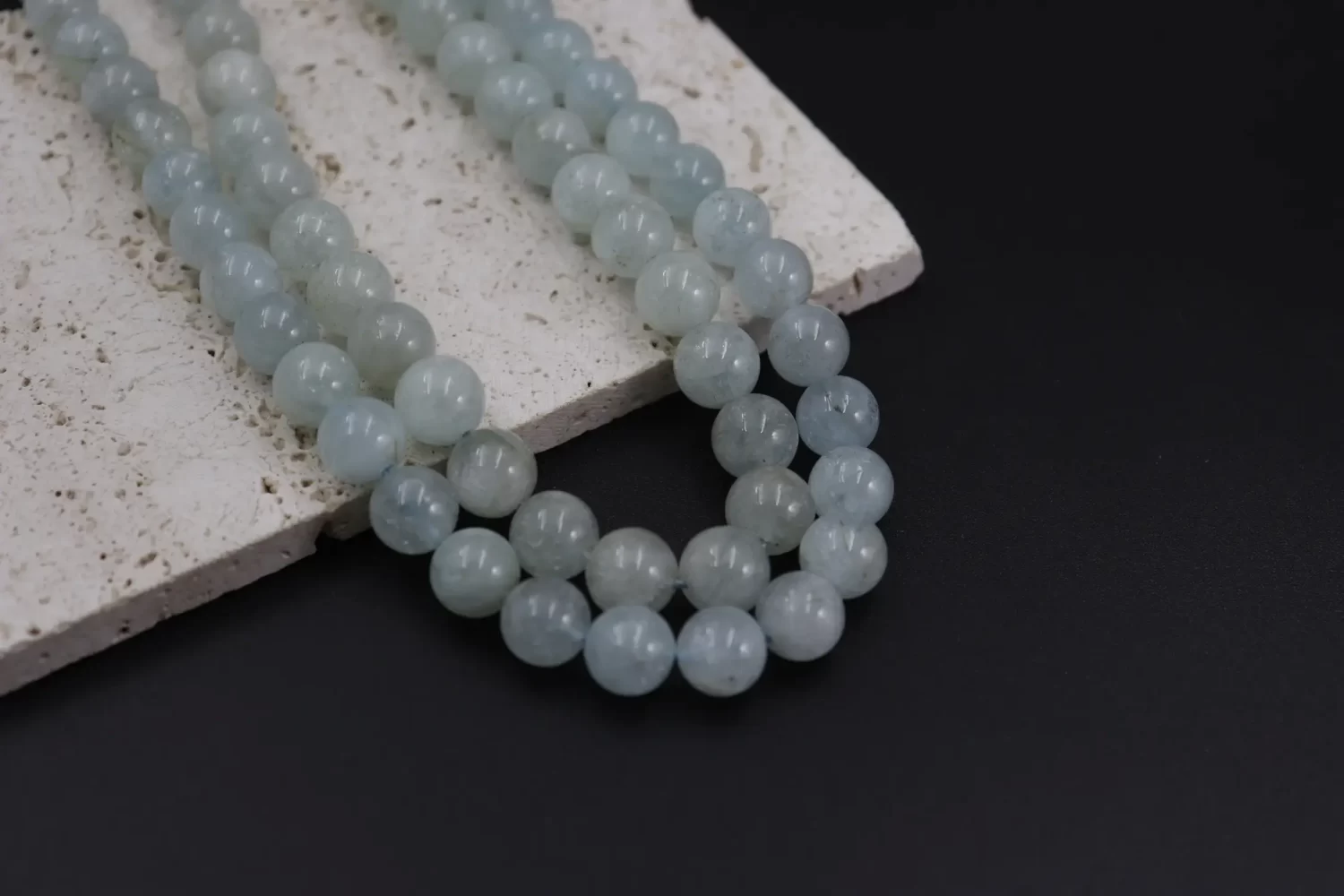 AAA Aquamarine 10mm Round Beads Strand 15.5 Inch Pale Blue Gemstone Jewelry Making GRN823 - Image 2