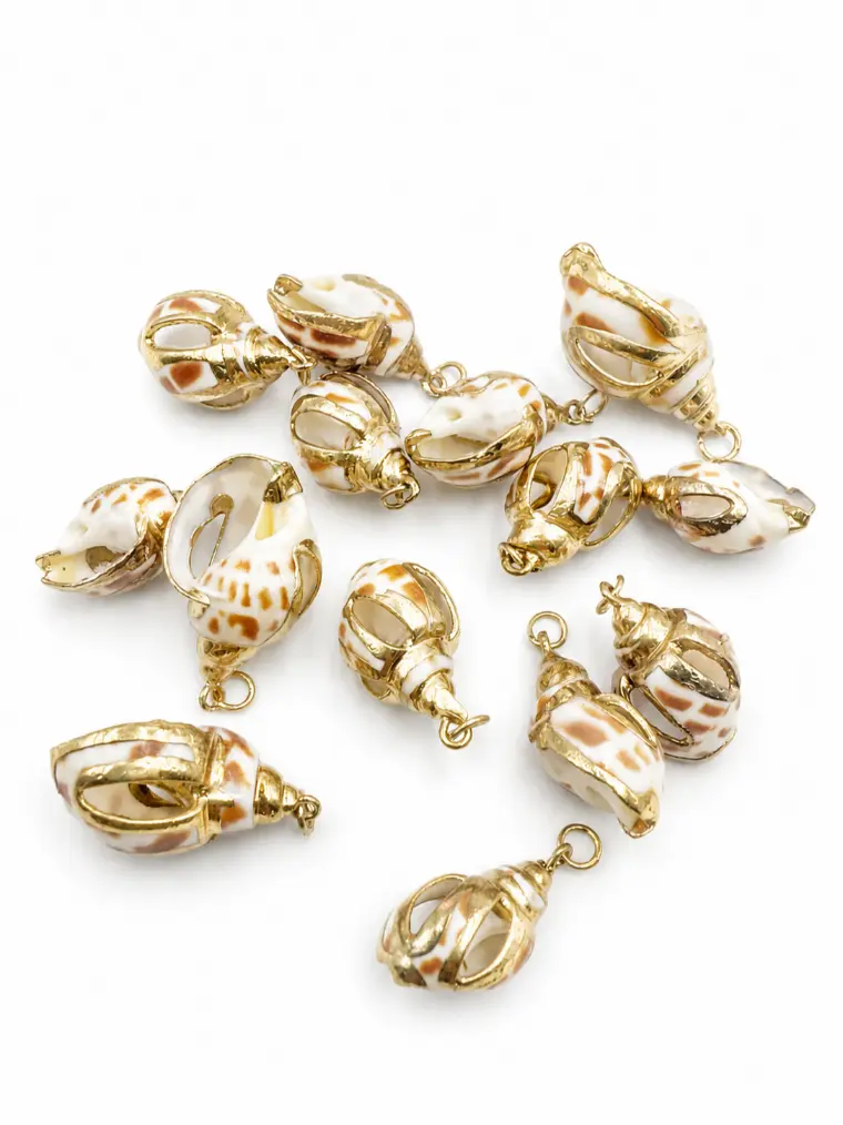 Gold Filled Natural Shell Pendant, Real Seashell Charm, Ocean Shell Connector, Coastal Beach Jewelry Charm, DIY Necklace Supply, CP2510 - Image 3